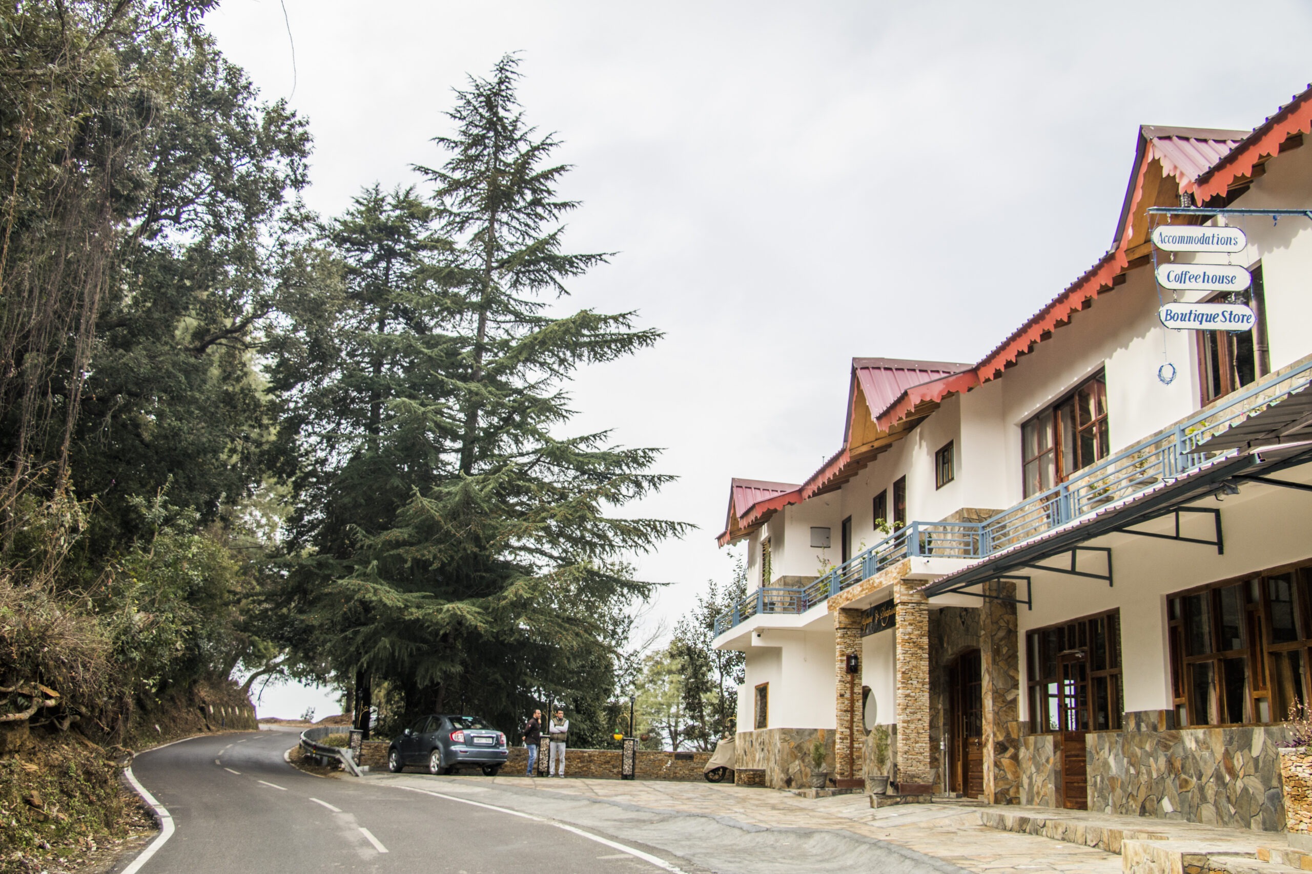 hotel in ranikhet with parking access